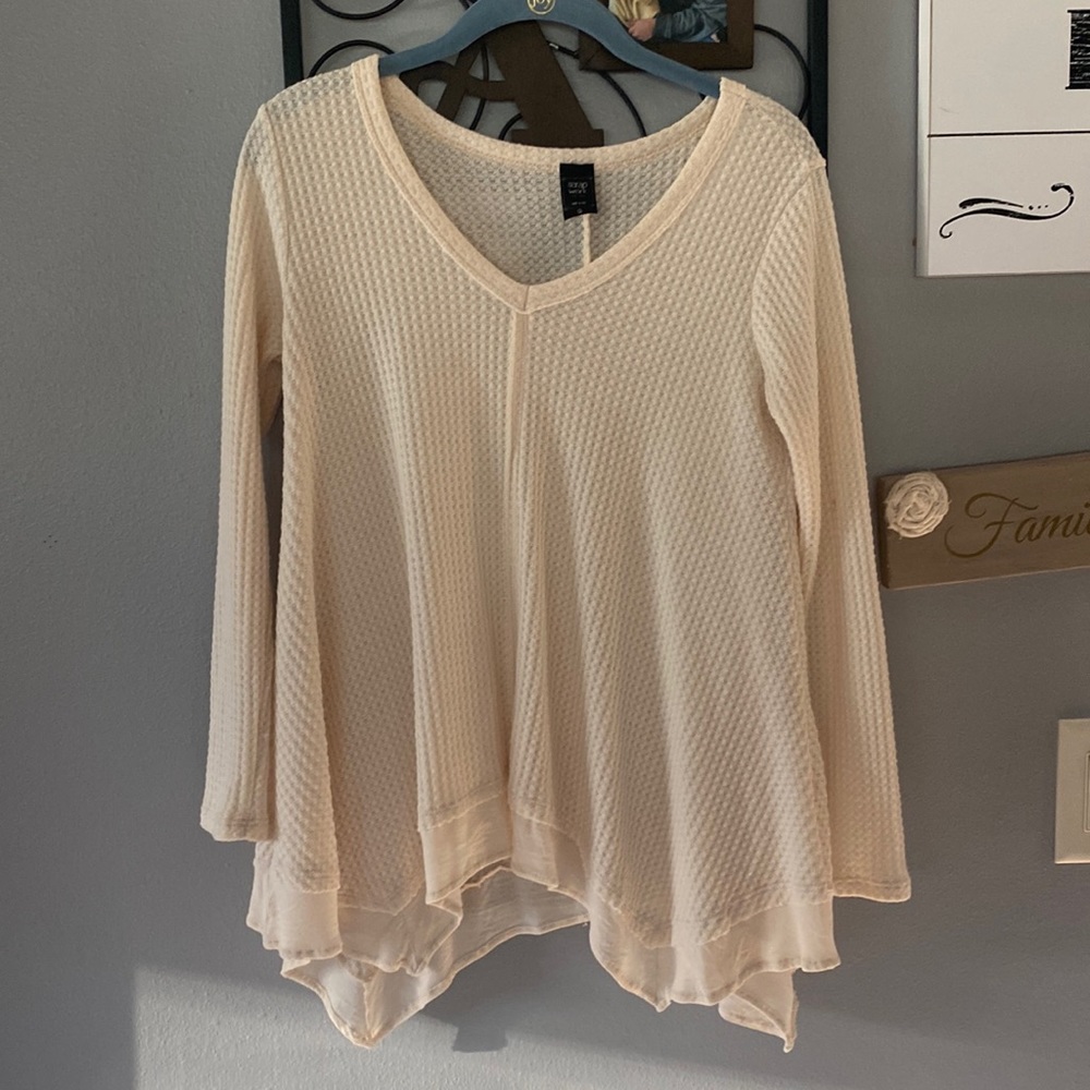 Beautiful fall waffle long sleeve top